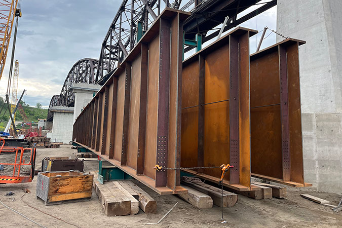 Assembling span 8 steel girders 